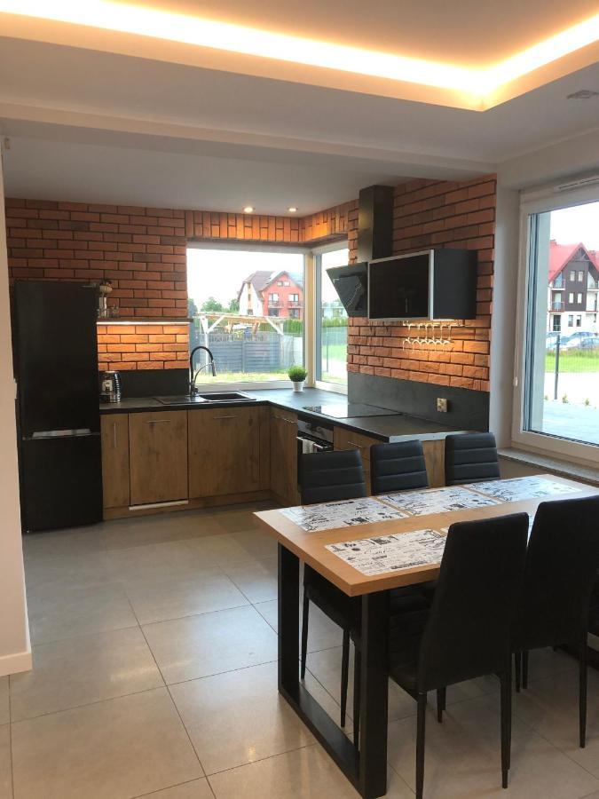 Domki Apartamentowe Na Wrzosach Jastrzębia Góra 外观 照片